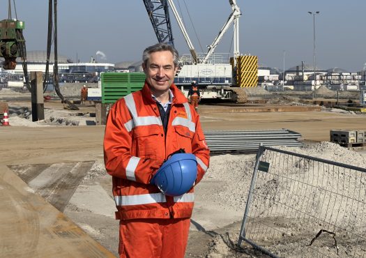 Bernard van Oost CFO Aluchemie