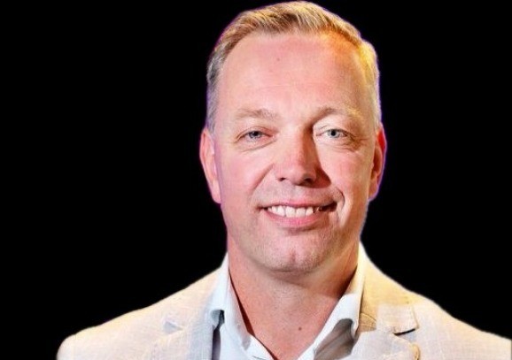 Dion Kaman CFO Van den Bosch Flowerbulbs