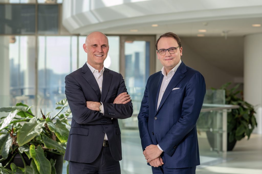Van den Broek en Peter Plat Guardian Group