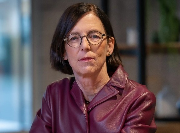 Laura van der Geest AFM